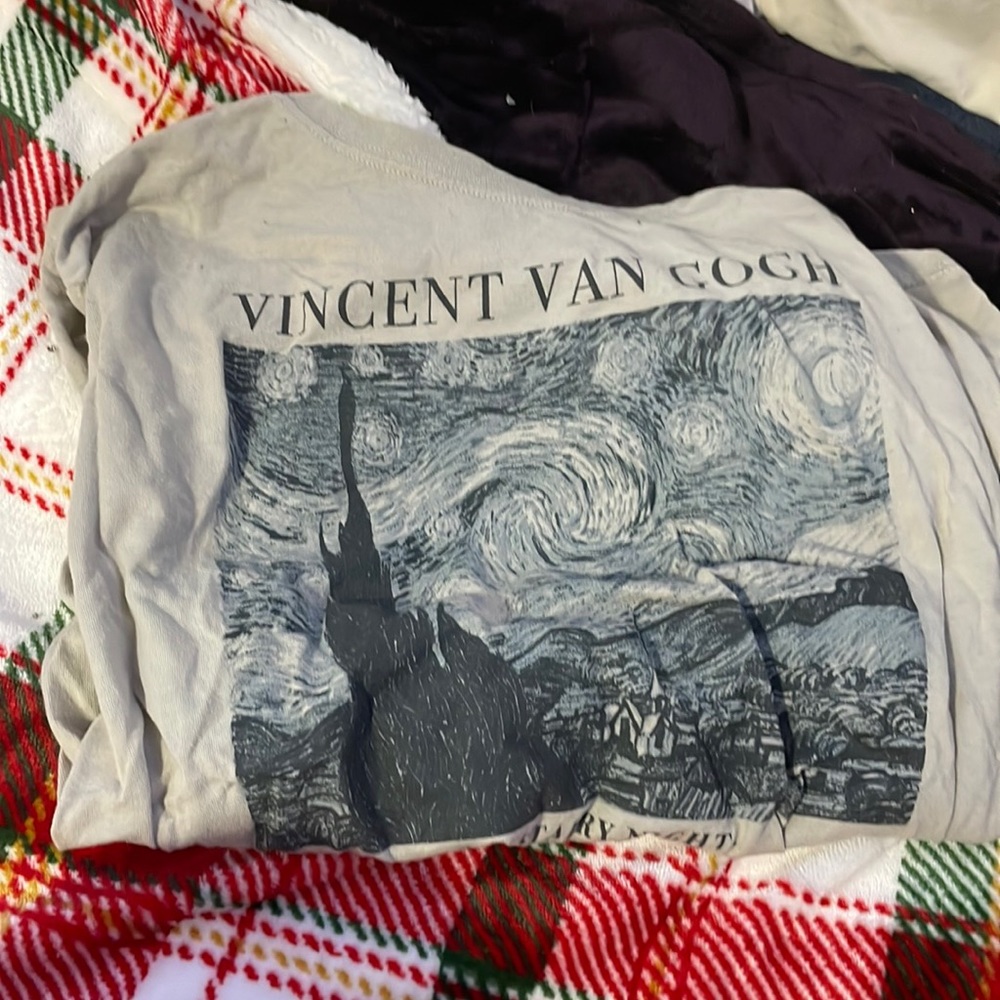 Graphic tee